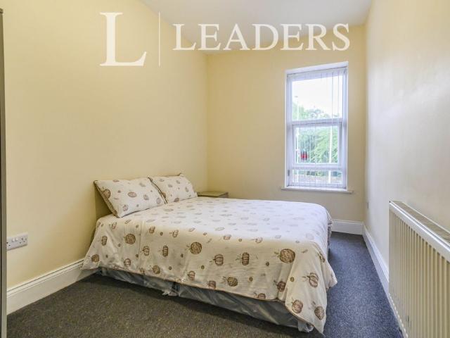 House for rent in Moses Gate, Lee Bank