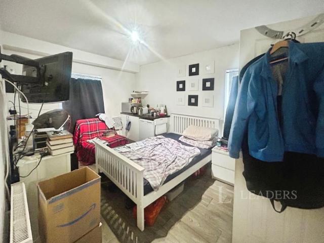 Studio for rent in New Town, Luton