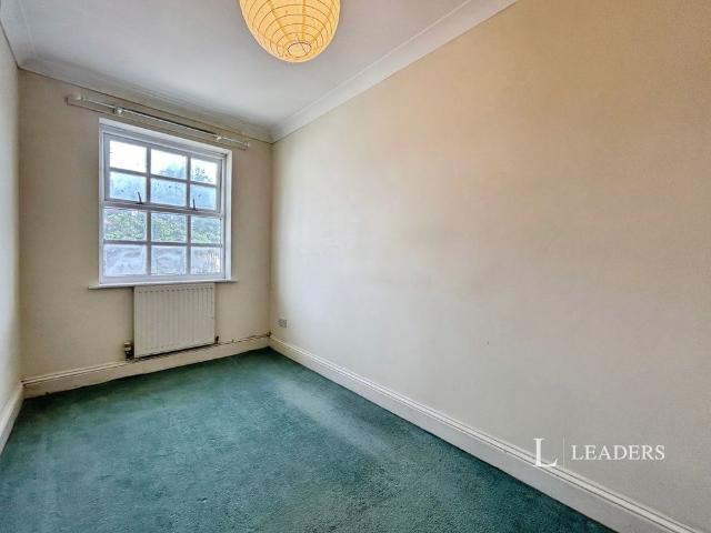 Apartment for rent in Ewens Farm, Golden Valley
