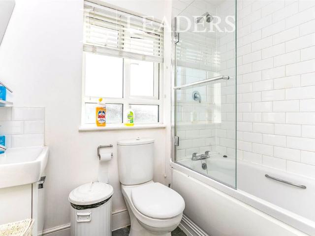 Studio for rent in South Park, Red Hill