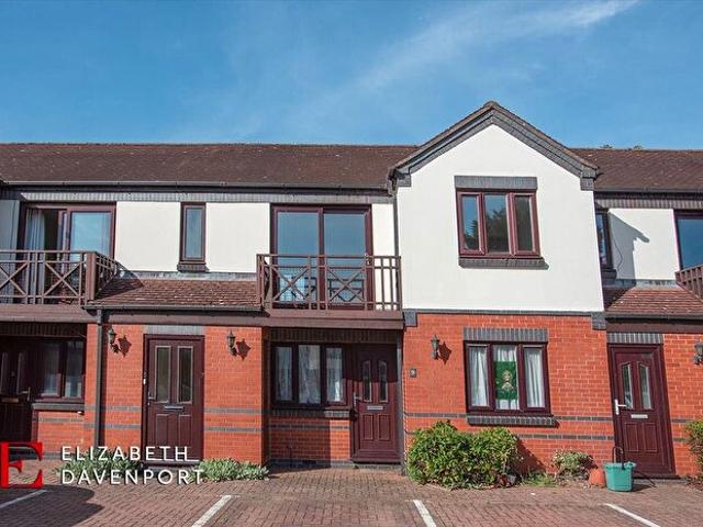 Apartment for rent in Green Close, Warwickshire