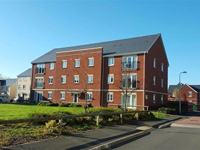 Apartment for rent in Pontarddulais