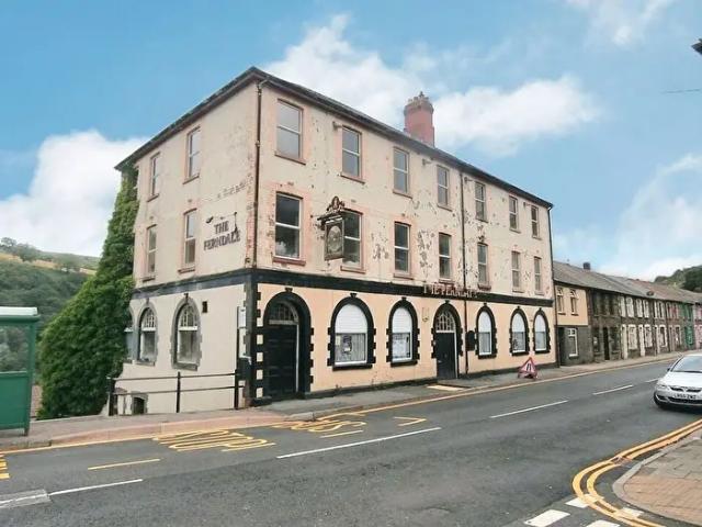 Apartment for rent in Blaenllechau, Ferndale