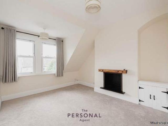 Apartment for rent in Epsom, Woodcote