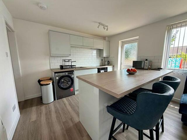 Apartment for rent in Whitnash, Green Close