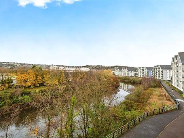 Apartment for rent in Nangreaves, Wales