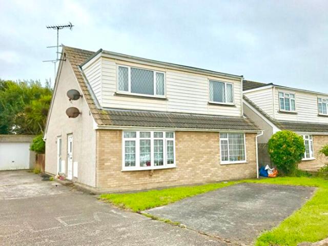 Apartment for rent in Porthcawl, Nottage