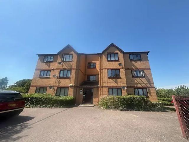 Apartment for rent in Shenley Brook End, Milton Keynes