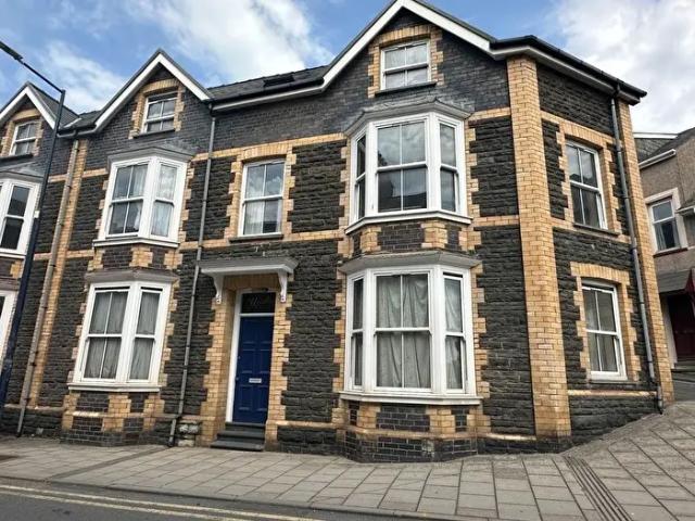 Apartment for rent in Waun Fawr, Wales