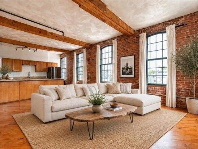 Condo for sale in Providence, Providence County
