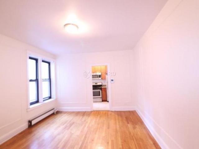 Apartment for rent in Queens Village