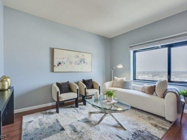 Condo for sale in Rahway, New Jersey