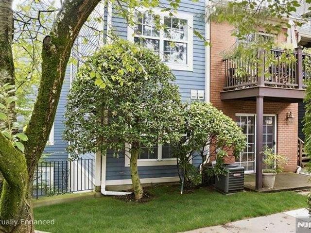 Condo for sale in Cambridge Heights, Ramsey