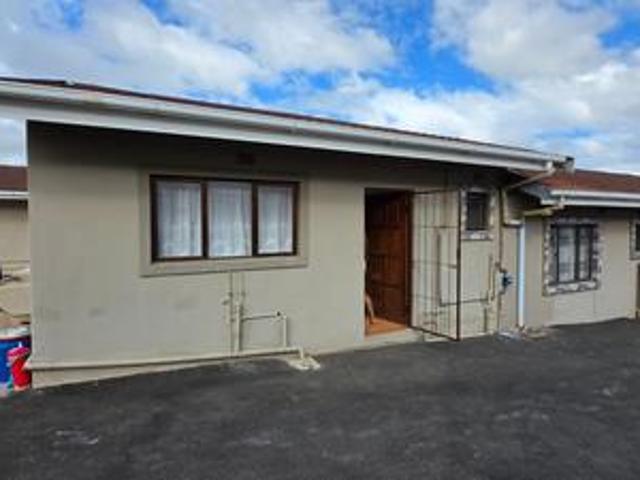 House for rent in Chatsworth, Kwazulu-natal