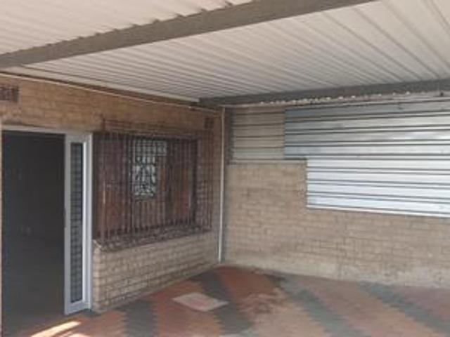 House for rent in Chatsworth, Kwazulu-natal