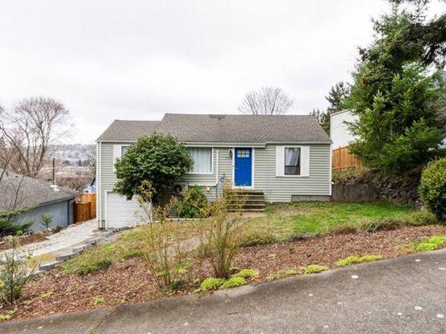 Room for rent in Renton, Washington