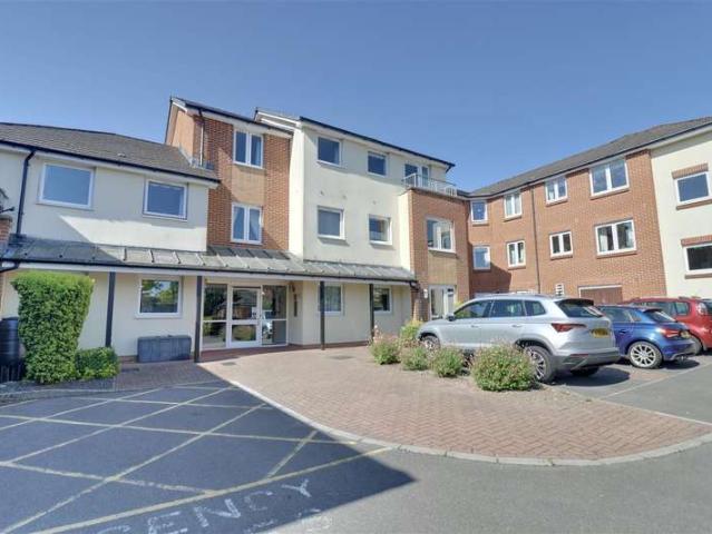 House for sale in Spring Vale, Hampshire
