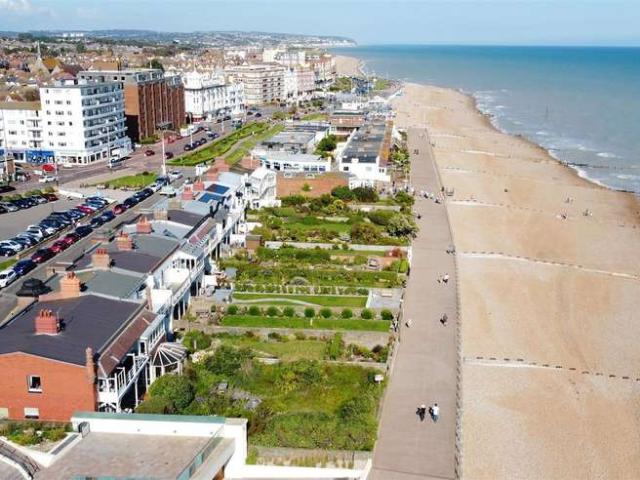 House for sale in Central, Heathlands