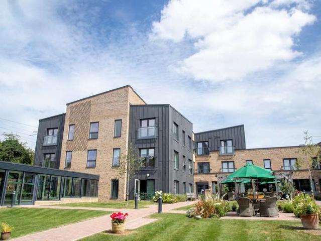 House for sale in Jubilee Industrial Centre, King's Walden
