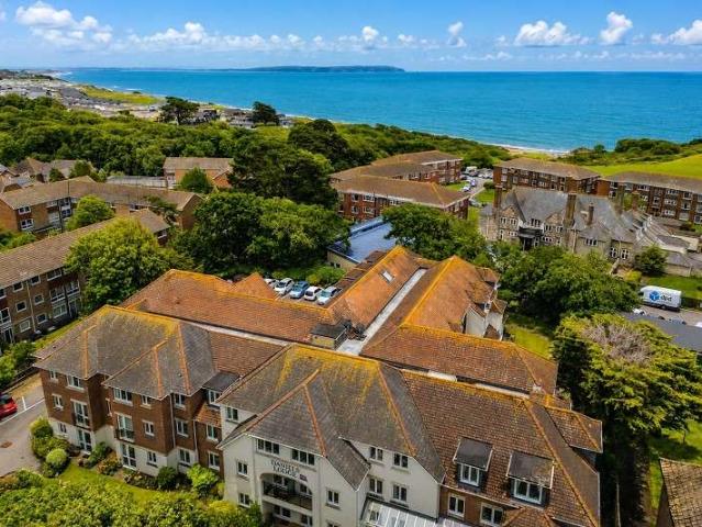 House for rent in Highcliffe