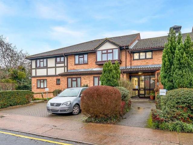 House for sale in Hayes, Greater London