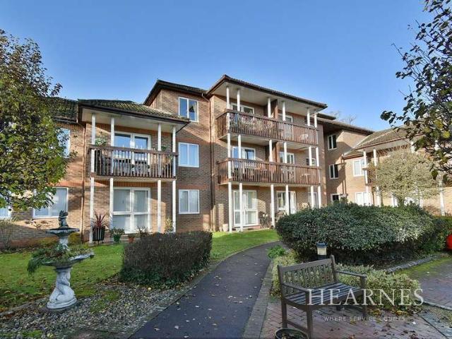 House for sale in Tricketts Cross, Ferndown