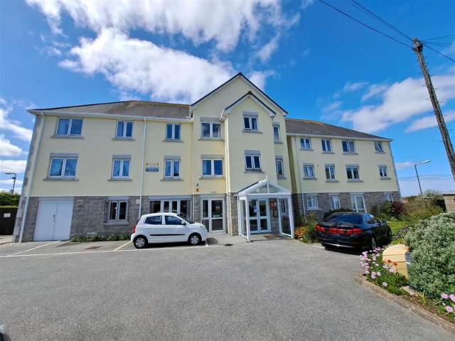 House for sale in Roseworthy, Cornwall
