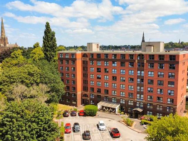 House for sale in Lichfield, Boley Park