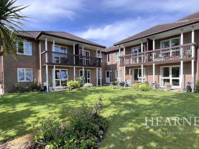 House for sale in Tricketts Cross, Ferndown