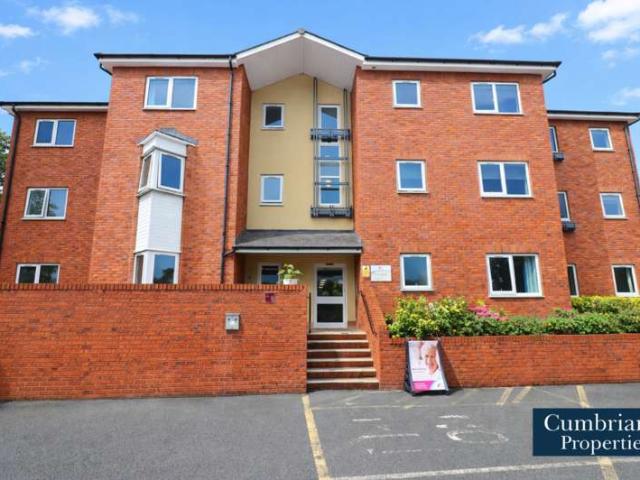 House for sale in Fell Lane