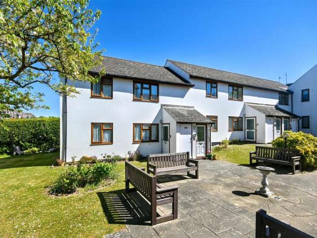 House for sale in Upperton, Eastbourne