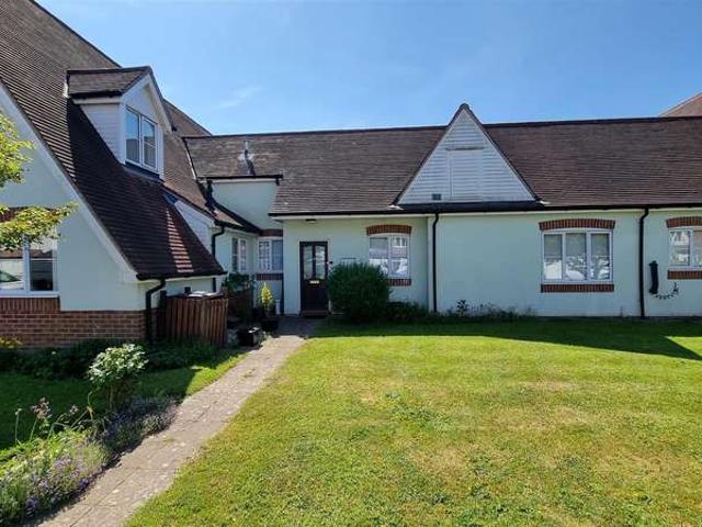 House for sale in Wythall, Hollywood