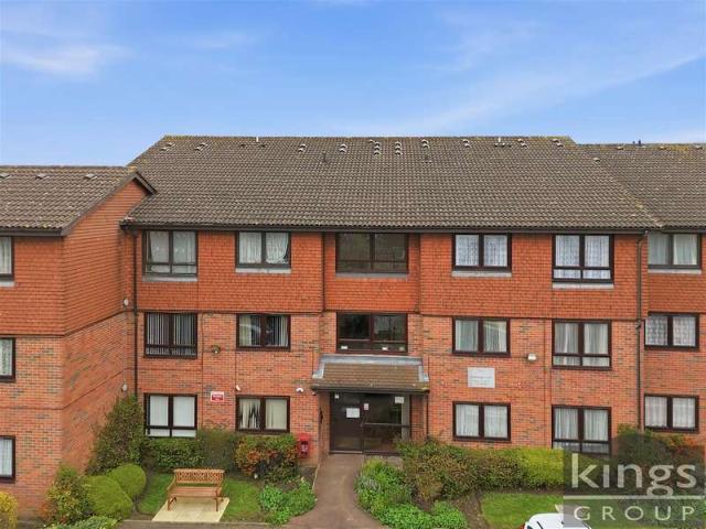 House for sale in Ponders End, Greater London
