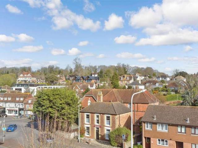 House for sale in Hythe, Folkestone
