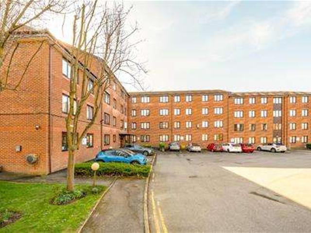 House for sale in Lane, Greater London