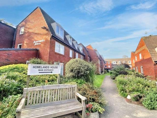House for sale in Tricketts Cross, Ferndown