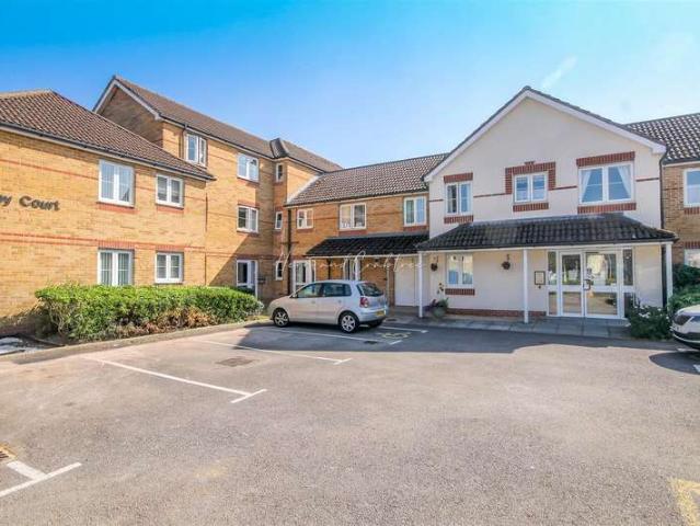 House for sale in Falcon Lodge, Wales