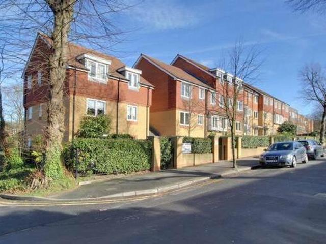House for rent in Surrey
