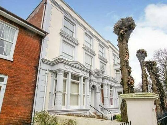 House for rent in Hampshire