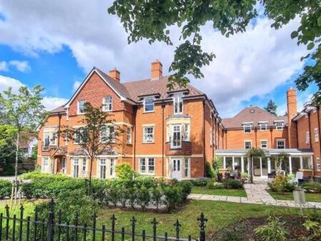 House for rent in Crowthorne