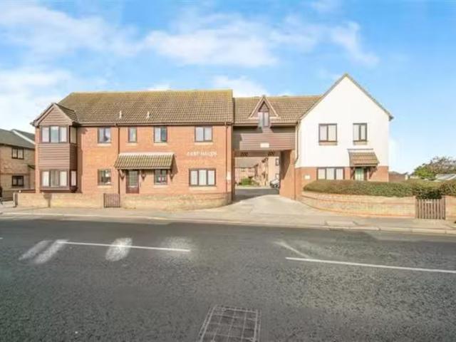 House for rent in Holland-on-Sea, Dale Hill