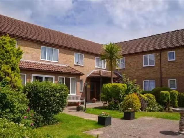 House for rent in Holland-on-Sea, Dale Hill