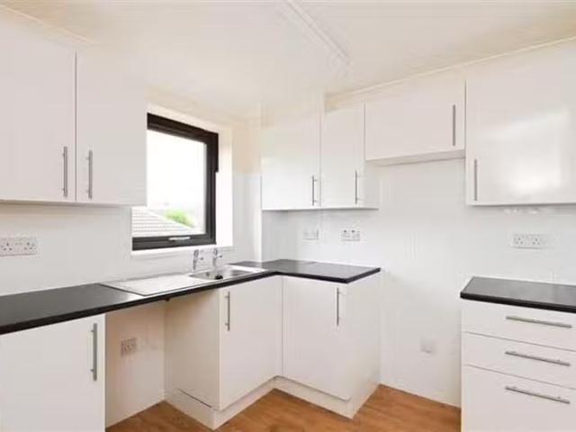 House for rent in Upper Dovercourt, Dale Hill