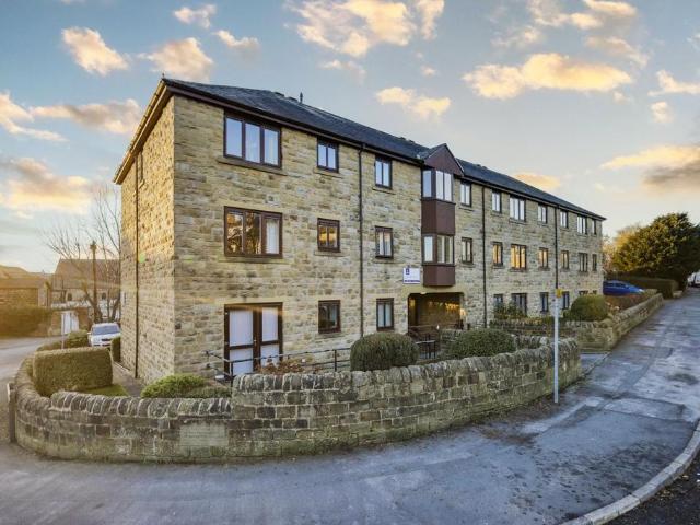 House for sale in Shaw Lane, Guiseley