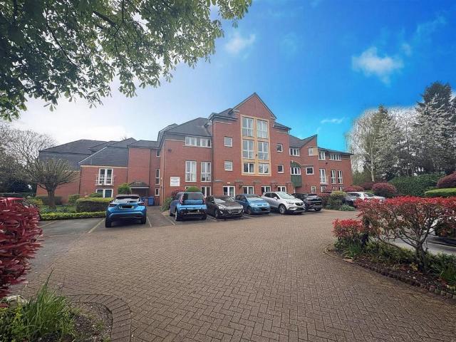 House for sale in Trafford Park, Greater Manchester