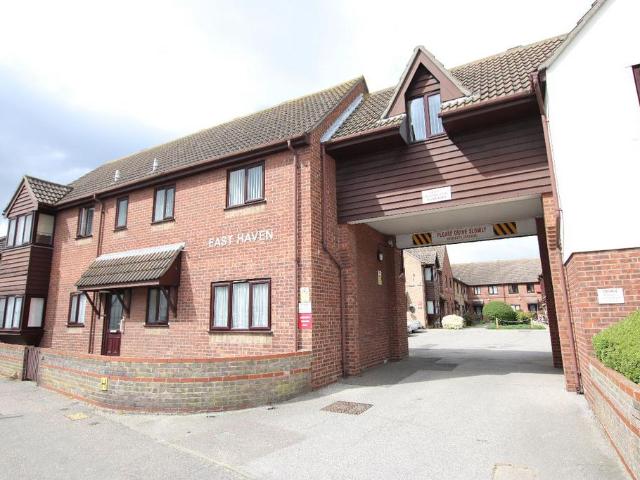 House for sale in Dale Hill, Essex