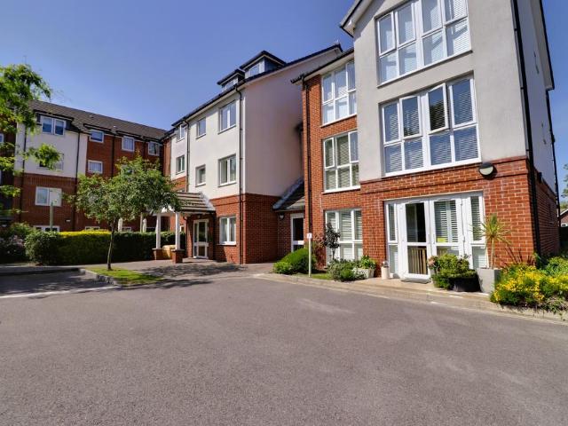 House for sale in Spring Vale, Hampshire