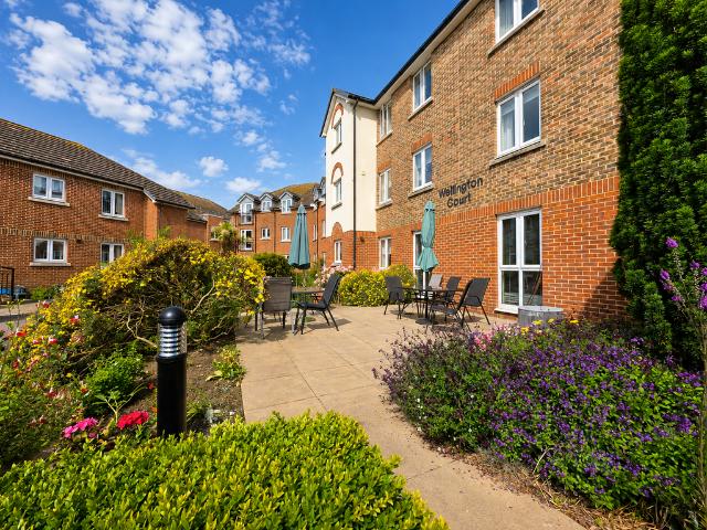 House for sale in Middle Deal, Dover