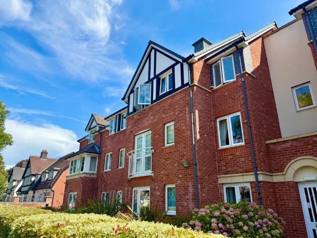 House for sale in Georgia, Greater Manchester