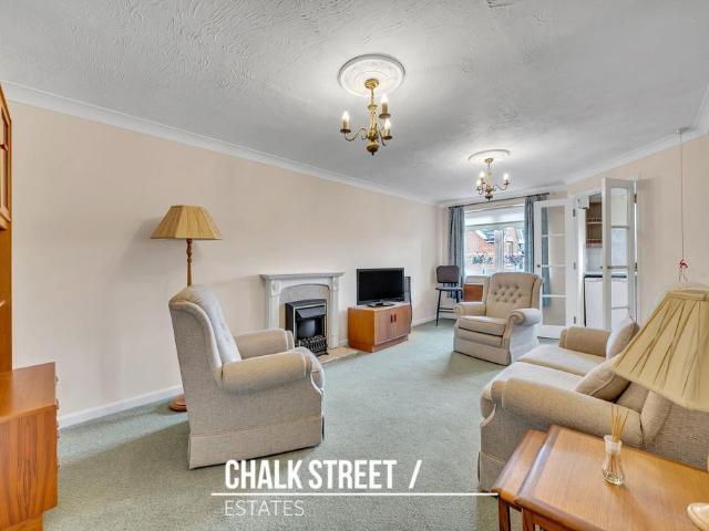 House for sale in Hornchurch, Greater London